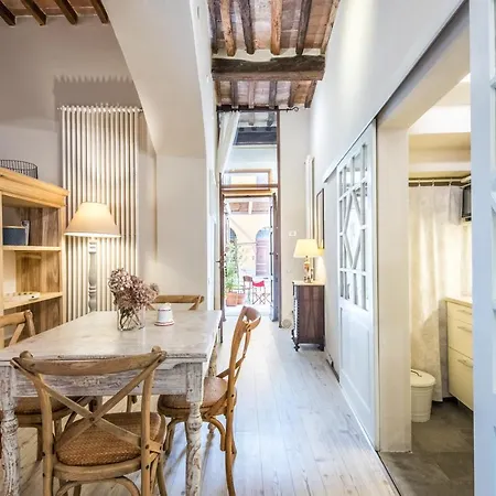 Radicondoli Studio Apartment